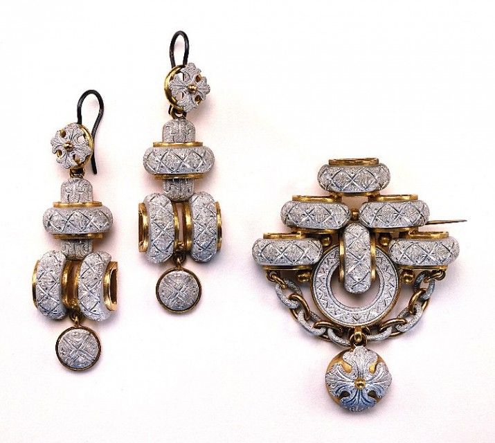 aluminum and gold brooch and dangling earrings