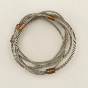 Bracelet made of five steel wire strands