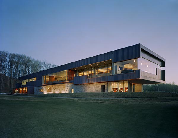 Marlon Blackwell Architects | Blessings Golf Clubhouse (Johnson, Arkansas, 2005). Photo: Timothy Hursley