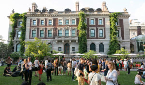 Photograph of Cocktails at Cooper Hewitt in the Garden.