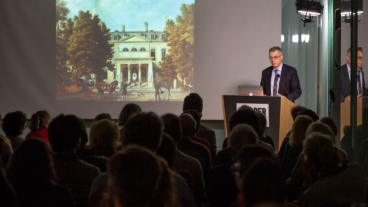 Dr. Ulrich Leben delivers the Morse Historic Design Lecture from the podium at Cooper Hewitt