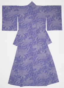 Kimono (Japan) Masao Aida (Japanese, born 1940) 2/2 Twill woven silk, stencil applied resist (katazome) 52 1/16 in. x 6 ft. 3 in. (132.2 x 190.5 cm) Gift of Masao Aida, Isao Uchida, Airo Aida, and Yuki Ikuta, 2014-29-1 Cooper Hewitt, Smithsonian Design Museum Photo: Matt Flynn © Smithsonian Institution
